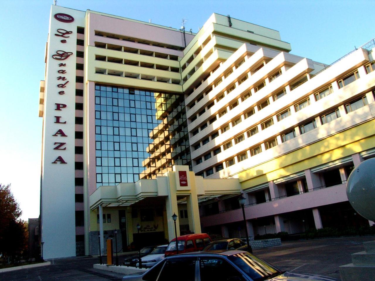 Le Grande Plaza Hotel Tașkent Exterior foto