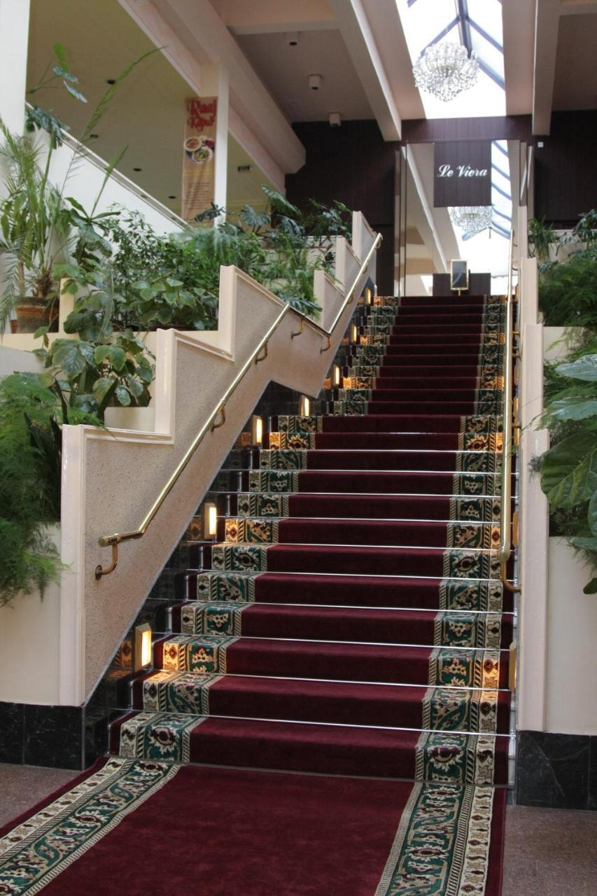 Le Grande Plaza Hotel Tașkent Exterior foto