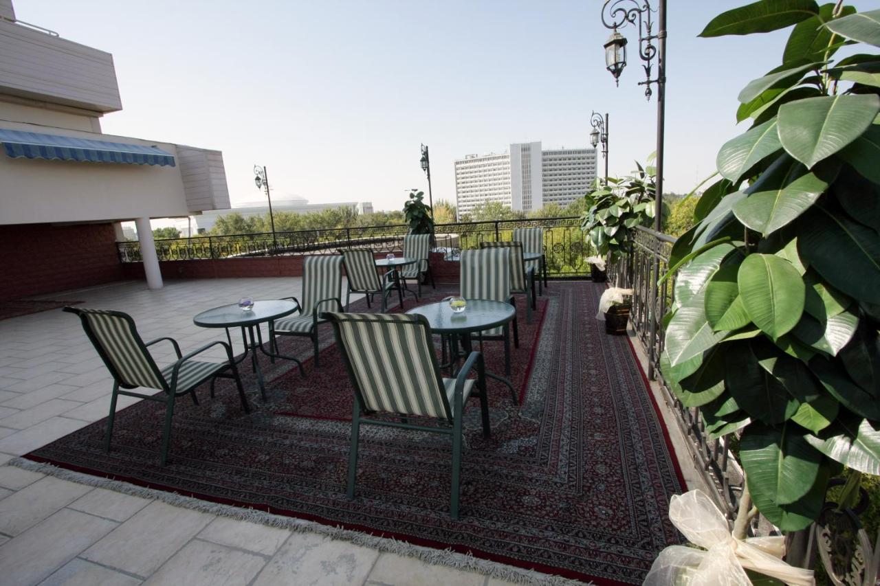 Le Grande Plaza Hotel Tașkent Exterior foto